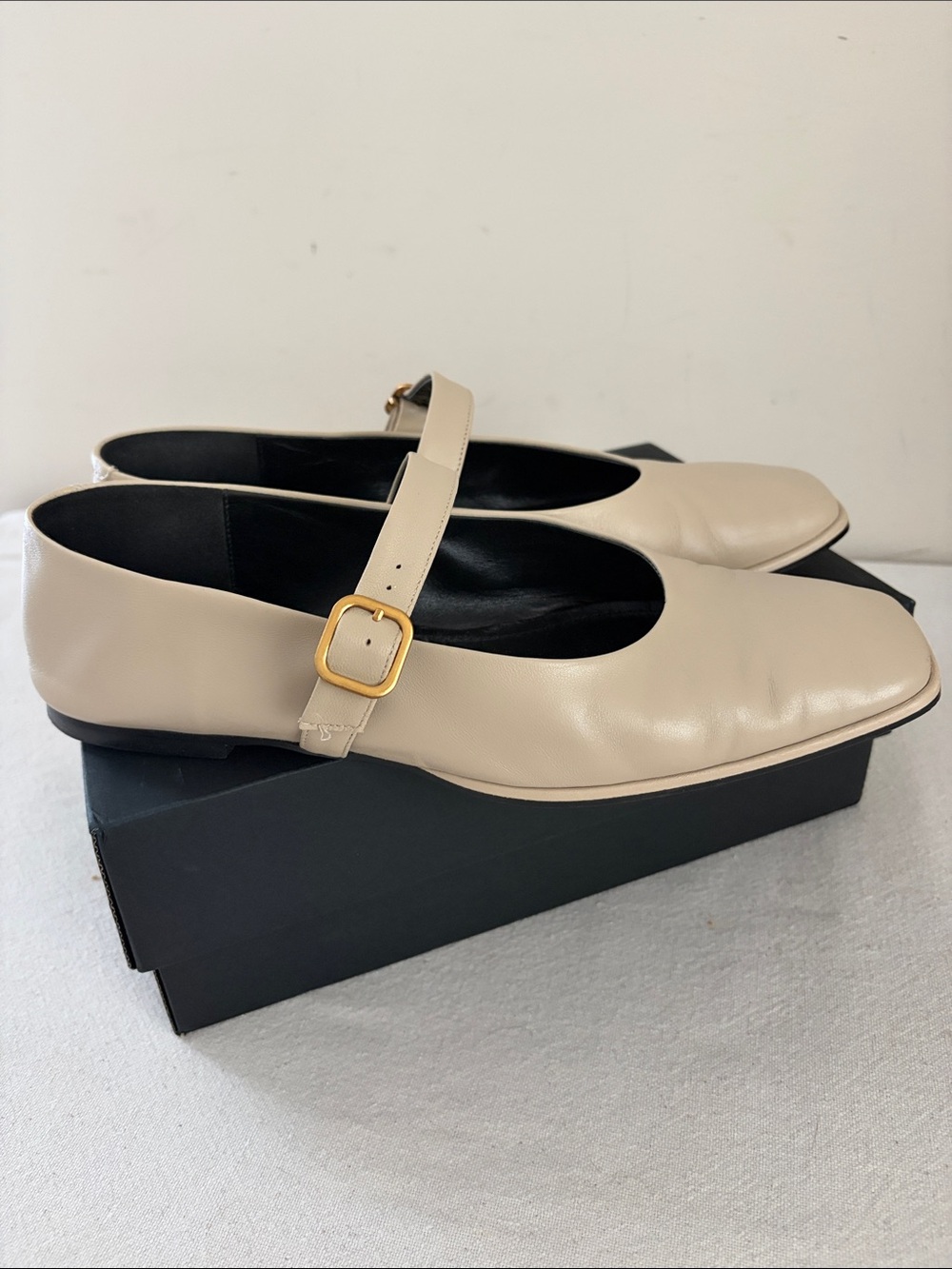 Massimo Dutti Leather Mary Jane flats Ballet Flats with Buckled Strap - Picture 8 of 16